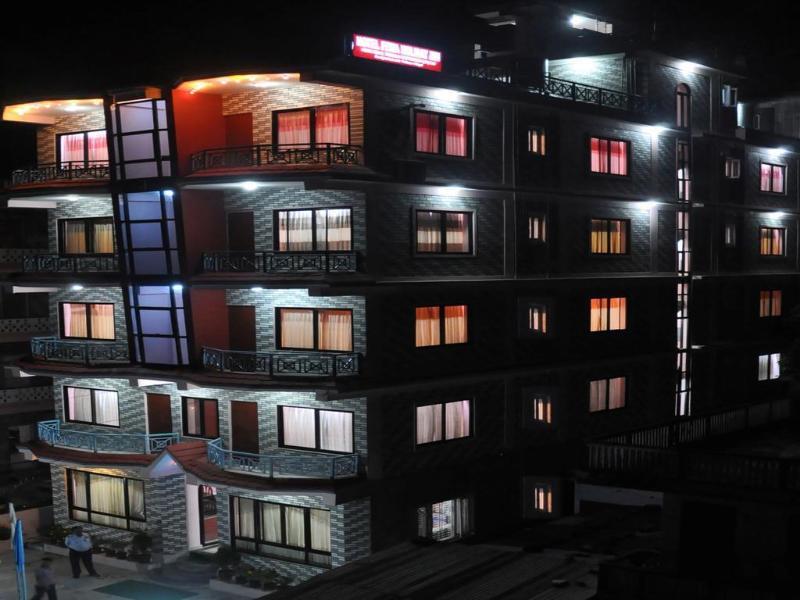 Hotel Fewa Holiday Inn Pokhara Exterior photo